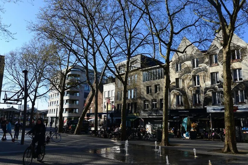 Downtown 2 Bdr Apartment ***** 3 Antwerp 0*,  Belgium